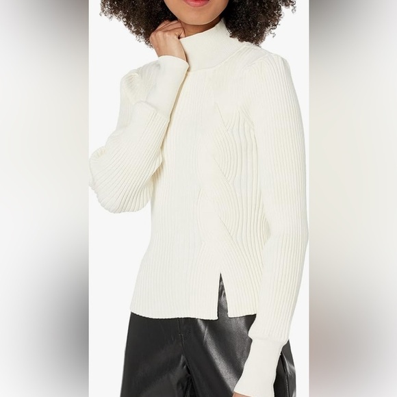 BCBGeneration Ribbed Twist Detail Sweater XS - Picture 2 of 13